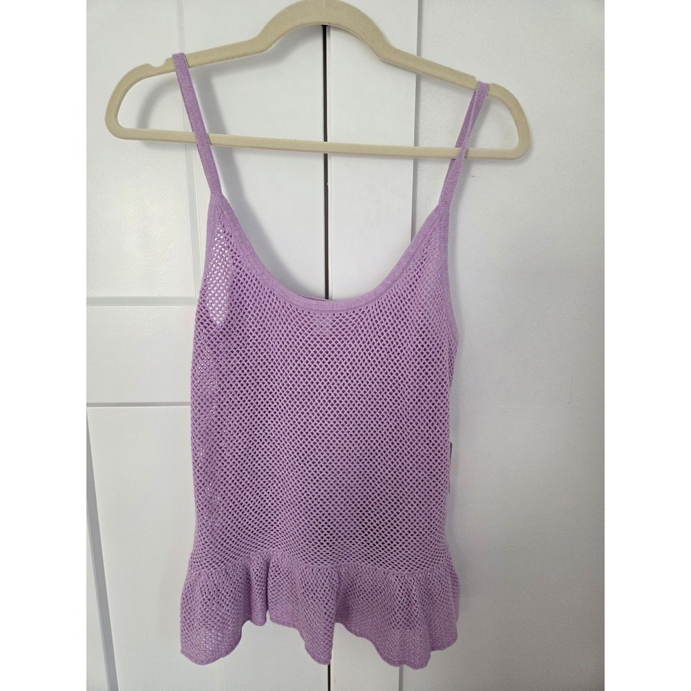 Old‎ navy womens top size medium.